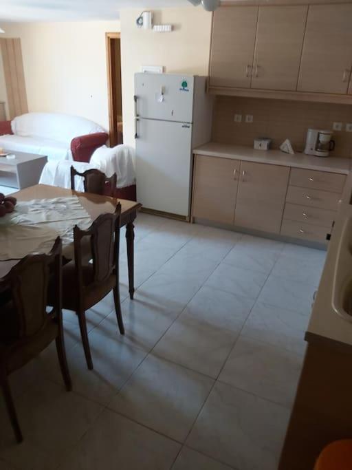 Pachia AmmosRena'S Houseアパートメント エクステリア 写真